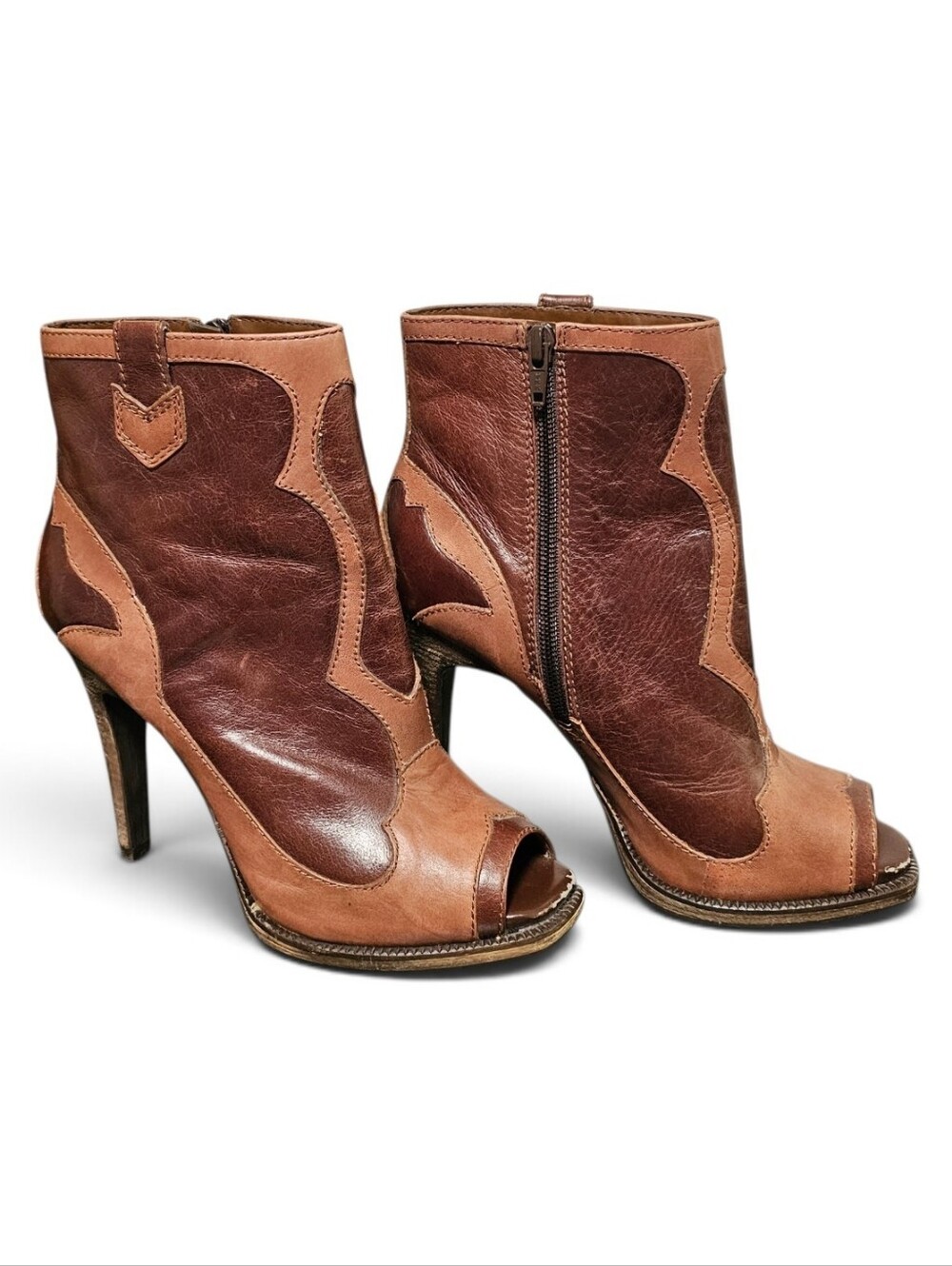 BCBGeneration Western Style Peep Toe Booties Two Tone Stiletto Heel Size 7
